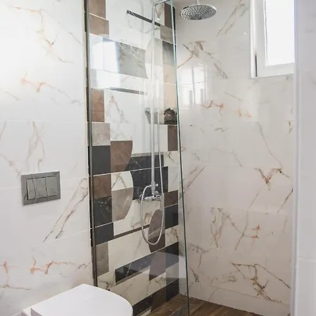 Jns Premium Faliraki Apartment