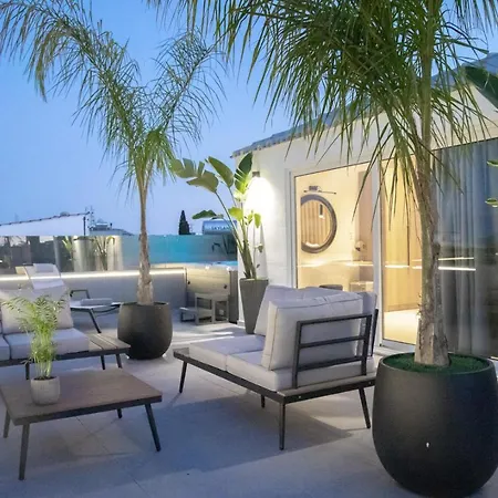 Jns Premium Faliraki Apartment *